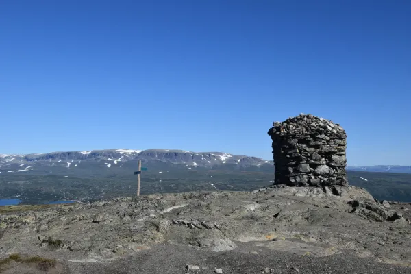 Ustetind
